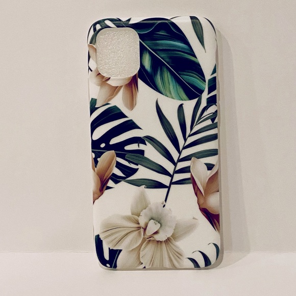 iPhone 11 Case Ultra Thin Tropical Floral Design - Picture 6 of 8